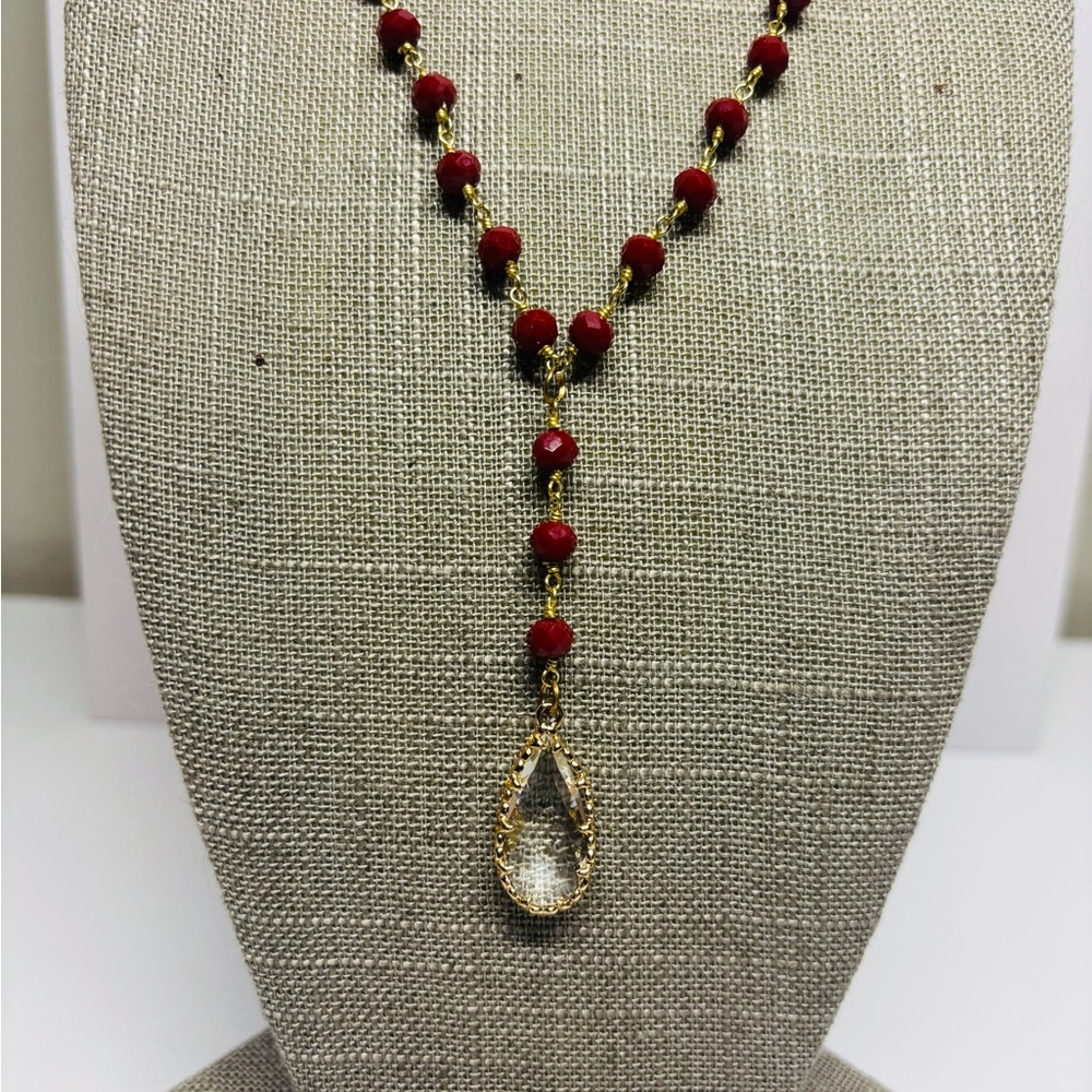 NWT Chic Red and Gold Drop Necklace - Picture 2 of 6